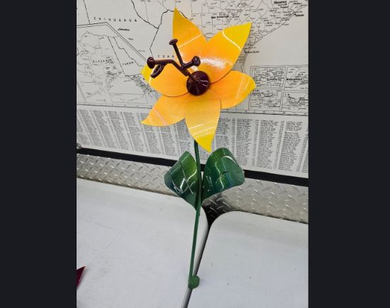 Picture of 22-Short PM Poinsettia Florida Orange Burnt Cherry Single Center