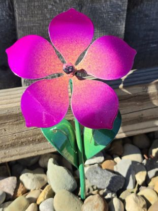 Picture of Micro-25 Flower - Plum Buttercream